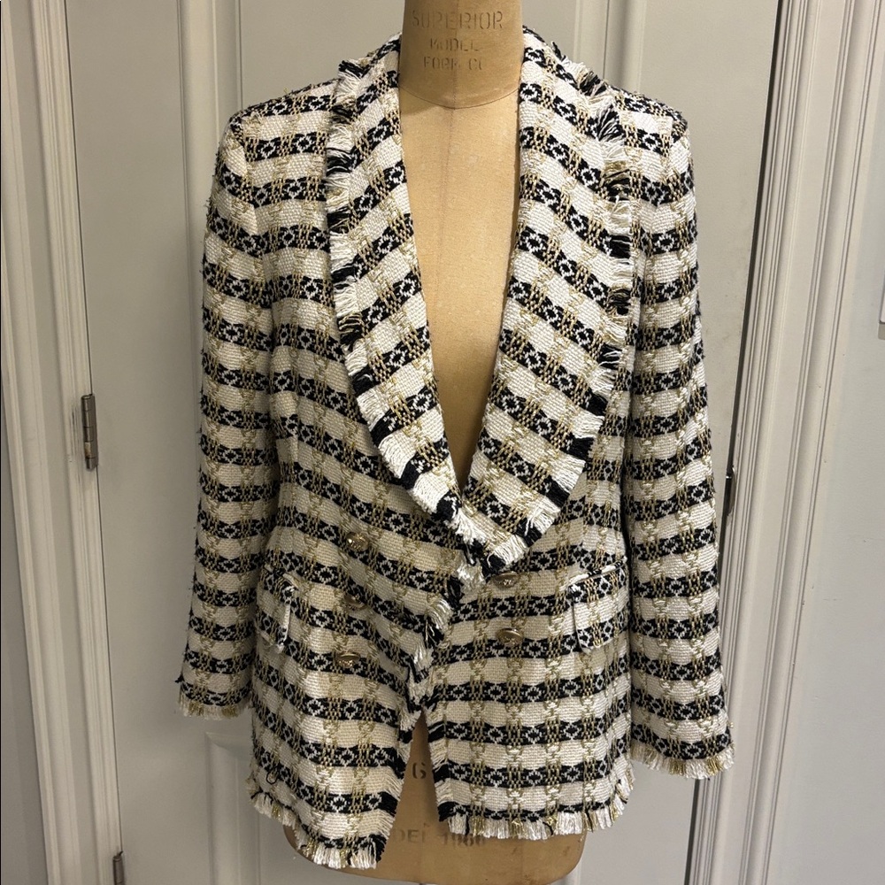 Alberto Makali Elegant Black, White, and Gold Tweed Jacket